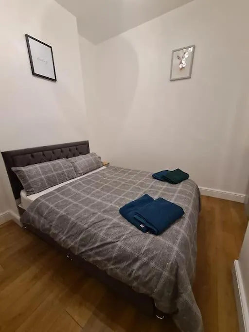 Luxury One Bedroom Flat London